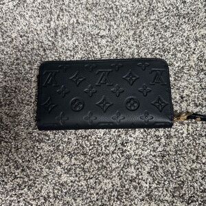 Louis Vuitton ‘Zippy Wallet’
